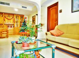 Martin House & Granada, Bed & Breakfast in Granada