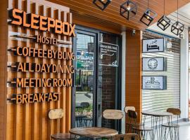 Sleepbox Hostel Suratthani, hotel Surat Thani repülőtér - URT környékén Szuratthaniban