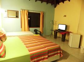 Hotel Las Residentas: Luque, Silvio Pettirossi Uluslararası Havaalanı - ASU yakınında bir otel