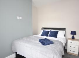 Townhouse @ Penkhull New Road Stoke, guest house in Stoke on Trent