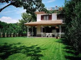 S1 - Double room with ensuite bathroom and balcony in the centre of Jelsa Hvar
