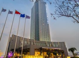 Wyndham Grand Plaza Royale Changsheng Jiangyin, hotel en Jiangyin