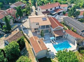 Casa Nuoneti, parkolóval rendelkező hotel Žminjben