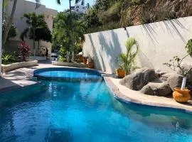 62 ROOM PENINSULA CAPITAN