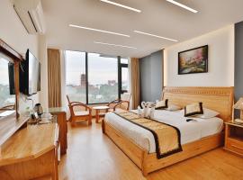 Duc Vuong Saigon Hotel - Cao Thang, khách sạn ở TP. Hồ Chí Minh