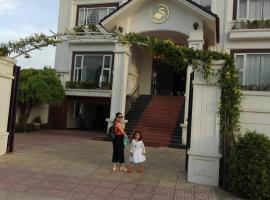 Minh Hung Hotel, hotel en Vĩnh Lai