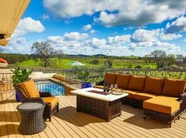 Working Vineyard and Private Pool Villa in Plymouth