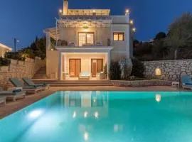 Kassiopi View Villas-Corfu-Villa Eleni,4 bedrooms,large private pool,prime location