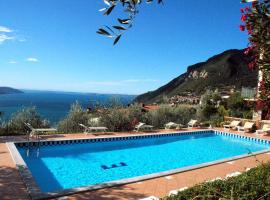 Residence Erika, hotel a Tignale