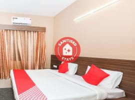 OYO 17106 Hotel Royal, hotel v destinaci Mangalúr