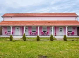 Guest House Ceca