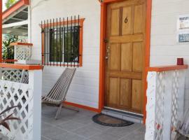 Chapito's 6, Clashing Winds, hotel in Caye Caulker