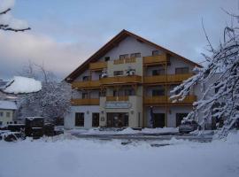 Rhöner Landhotel Haus zur Wasserkuppe, ξενοδοχείο σε Ehrenberg