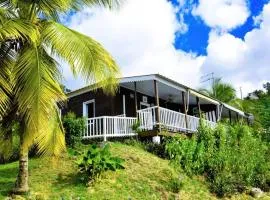 Bungalow - Type F3 - plage de petite anse