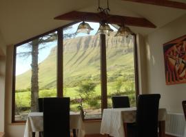 Benbulben Farmhouse B&B, hotel v destinaci Drumcliff