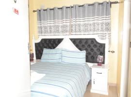 The Crown Inn Guest House, guest house di Harare