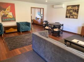 Valley House, hotel in Margaret River Town