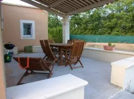 Villa confortable avec piscine privée à Saint-Saturnin-lès-Apt