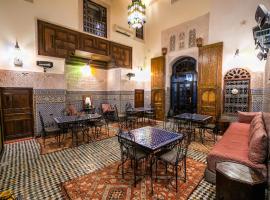 Riad Fes Aicha, hotel em Fez