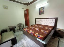 Anugrah Homestay, hotel near Indian Military Academy, Dehradun