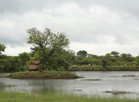 Morekuri Safaris, khu glamping ở Hammanskraal