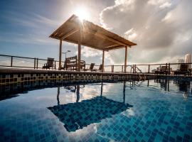 Porto Suítes Natal Hotel, hotel perto de Aeroporto Internacional São Gonçalo do Amarante - NAT, Natal