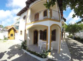 Residencial Sombreiro – hotel w pobliżu miejsca Plaża Cachoeira do Bom Jesus w mieście Florianópolis