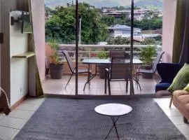 Orio Papeete centre apt w pool