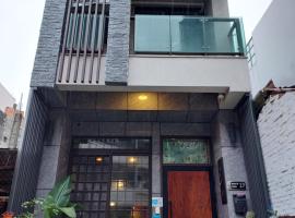 Youngnn Hostel, khách sạn gia đình ở Lộc Cảng