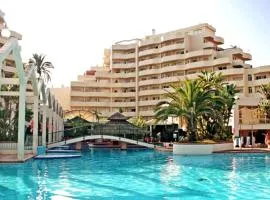 Precioso apartamento frente al mar Benalbeach