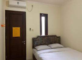 Jatiwinangun Homestay near GOR Satria Purwoketo Mitra RedDoorz, hotel a Purwokerto