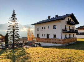 Chalet Räterhof، فندق في فيس