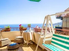 Charming seaside house in Letojanni with terrace