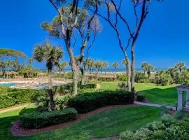 Luxury 2 BR 2 BA Oceanfront Condo King Bed 2 Twins Bikes & Beach Gear included