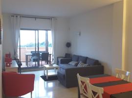 Penthouse Moderne Avec Vue Sur La Baie De Gibraltar, hotel em Manilva