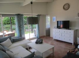 Inviting 2-Bed House in Tignale, feriebolig i Olzano