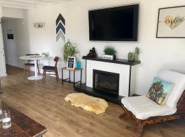 Center Street Villas, cottage in Joshua Tree