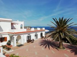 Hotel Calabattaglia, hotell i Ventotene