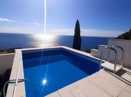 BLU SUITE COTTAGE SUL MARE e SWIMMING POOL