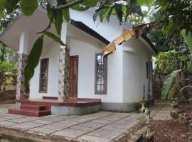 Wayal Wayanad Honey moon villa, hotel in Panamaram