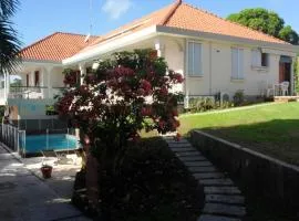 Studio charmant à Sainte-Anne, 23 m², piscine partagée