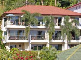 Mountain Seaview Luxury Apartments, hotel en Kata Beach