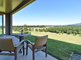 High Country Villa 239 - Canterbury Terrace Downs, vacation home in Hororata