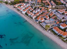 Greek Pride Seafront Hotel, hotel in Skala Fourkas