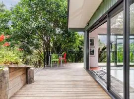 Scotts Landing Bach Retreat - Mahurangi East