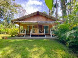 Casa ANA KIMBA, cottage sa Puerto Viejo