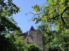 Petite maison en pierre au coeur du Périgord noir proche de Sarlat et Rocamadour, casa o chalet en Salignac Eyvigues