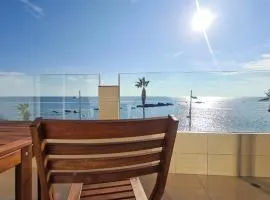 Phaedrus Living: Seaview Luxury flat Paphinia 204