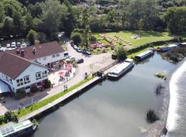 The Riverside inn, B&B in Saltford