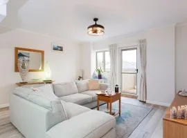 101 The Breakwater 2 Messines - Linen, Wifi, Air con